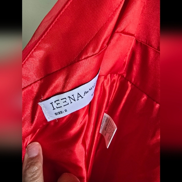 NWT! Ieena for Mac Duggal, Asymmetrical Halter Tiered A Line Gown, Red, Size 2 - Picture 11 of 13